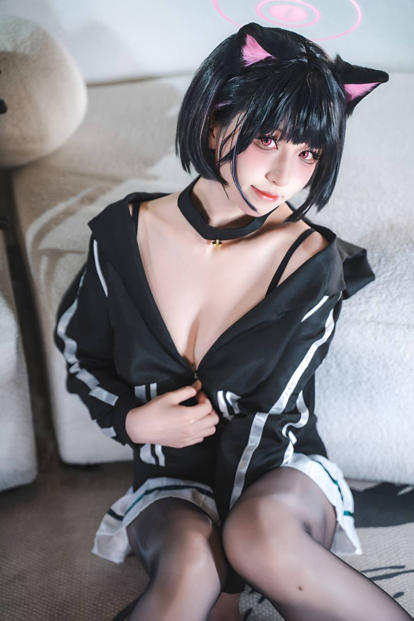 2 (2).JPG